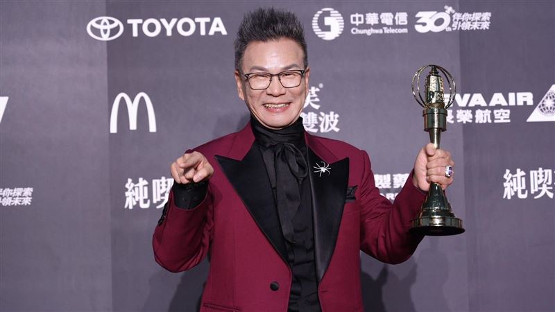 奪金鐘主持人獎　沈玉琳霸氣不拿十萬獎金