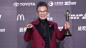 奪金鐘主持人獎　沈玉琳霸氣不拿十萬獎金