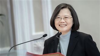 蔡英文突喊「飛冰島」　真相曝光笑翻萬人