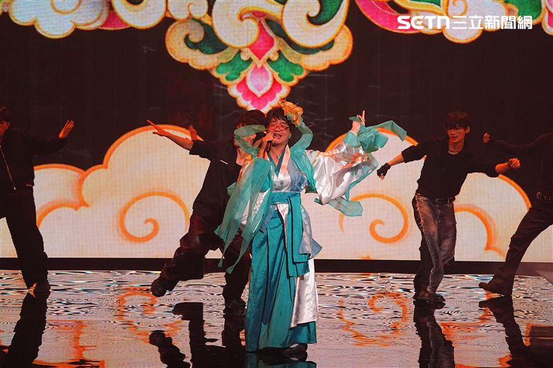 就連黃妃也被阿翰「九天玄女」震驚，邀約一起合作。（圖／記者鄭孟晃攝影）