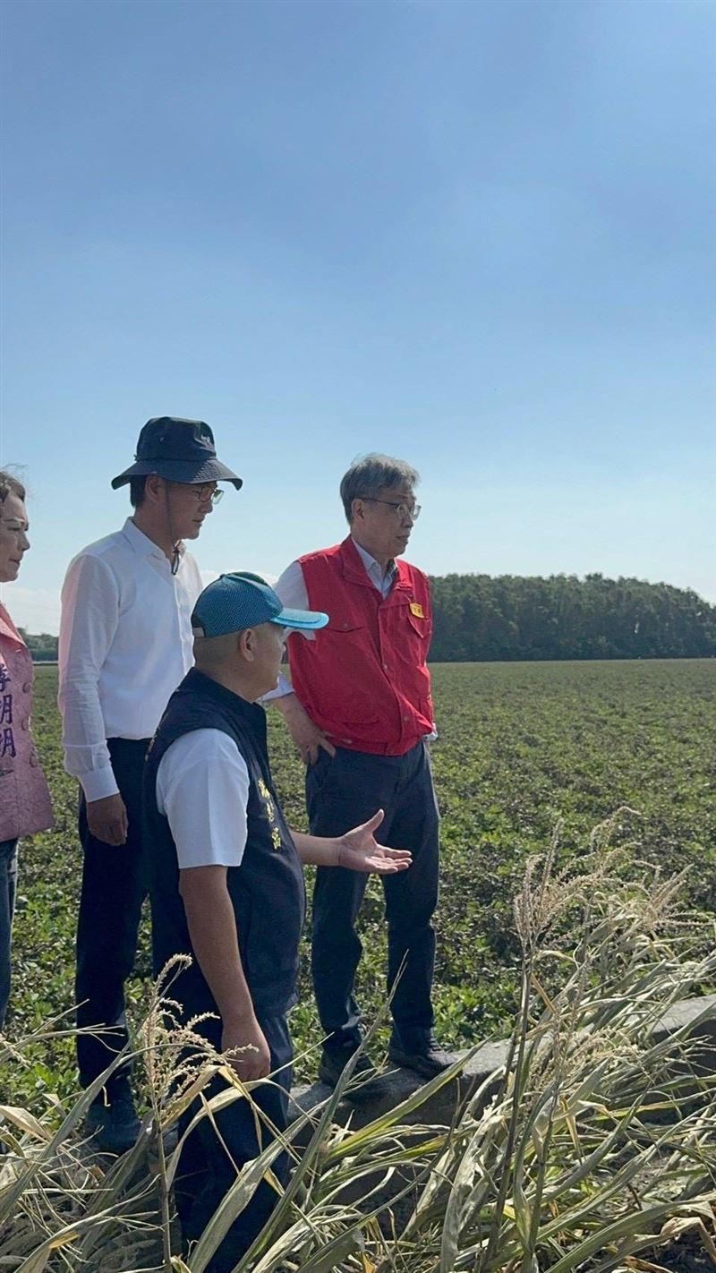 薔琵過境，雲林縣災情慘重，立法委員劉建國邀農業部長陳駿季會勘農損。（圖／翻攝畫面）