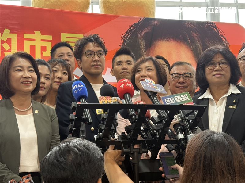 周春米、何欣純、王美惠出席沈伯洋「女力後援會」成立（圖／記者劉秀敏攝影）