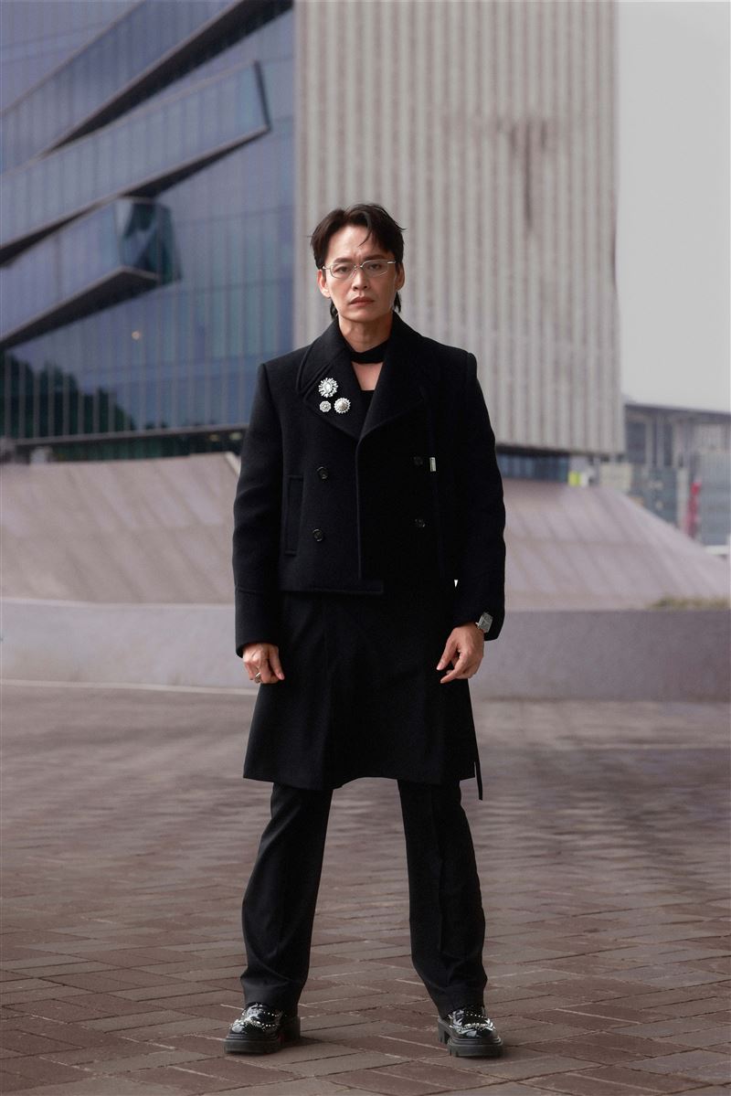 黃鐙輝在《我們與惡的距離II》中飾演罹患思覺失調症的羅自強。(圖/我在娛樂提供)