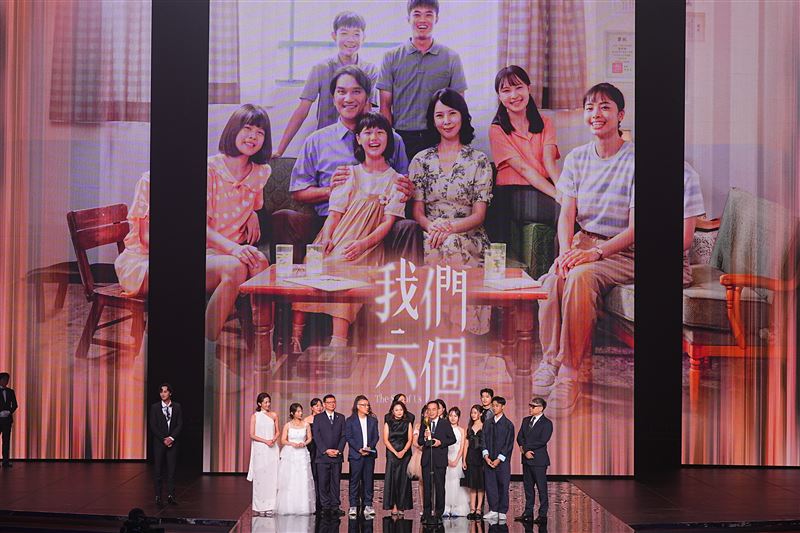 《我們六個》團隊強調「在這個AI數位的時代,真實的故事、真實的生命更可以感動人心」。(圖/記者鄭孟晃攝影)