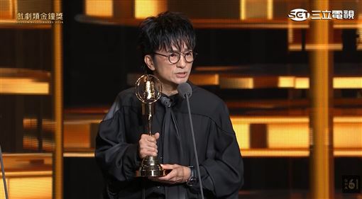 唐從聖奪男配角獎　淚謝失智母：沒忘記我