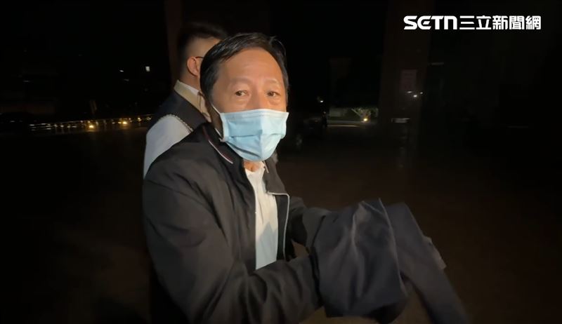 吳俊立表示後天就要動手術，沒想到卻被拘提帶回。（圖／記者王浩原攝影）