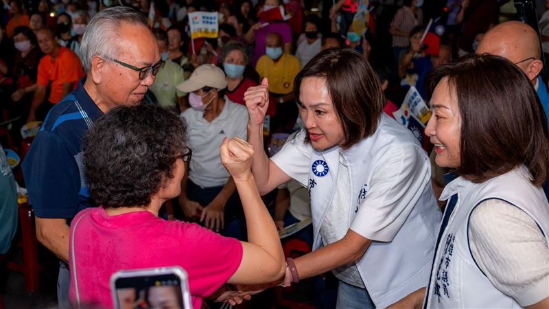 深綠選區遭嗆賣台！柯志恩不忍了譙回去
