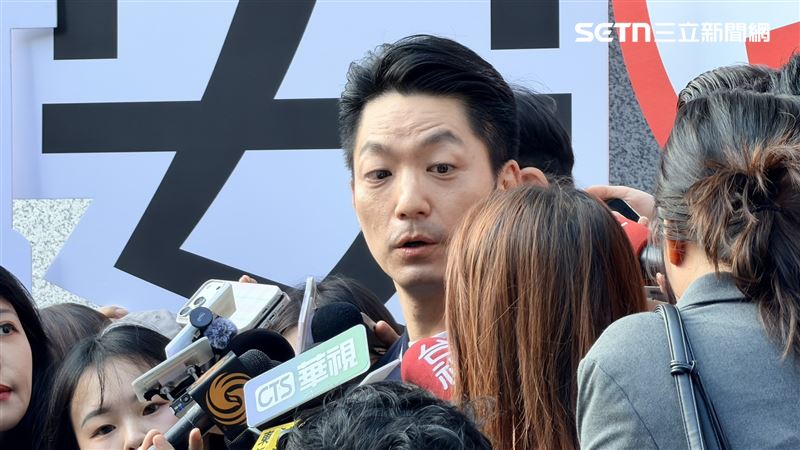 喊不愛詭辯遭沈伯洋打臉「是沒答案」,蔣萬安回應,聽不懂在講什麼(圖/記者陳思妤攝影)