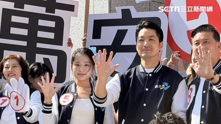 市長獎女孩代抽號次挨酸背稿！蔣萬安怒了