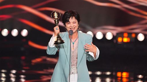 楊貴媚3封后！衝上金鐘2天典禮收視最高點