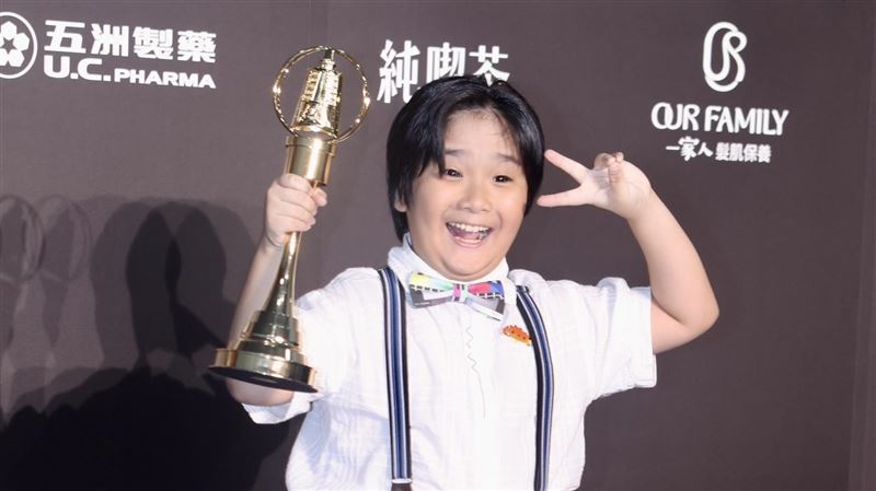 9歲龍步晞奪新人獎!獎金規劃突點名侯彥西