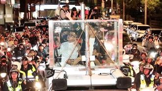 沈伯洋車掃「不聽話」！她無奈求問怎麼治