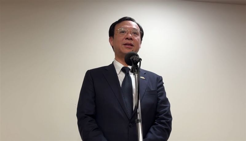 長者免健保　卓榮泰表態　石崇良爆2問題