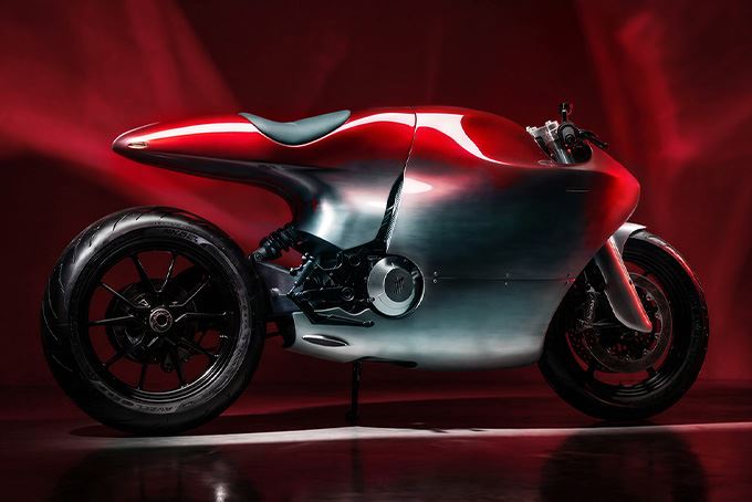 動力搭載Ducati 821cc Testastretta L型雙缸引擎。(圖/翻攝Bandit9網站)