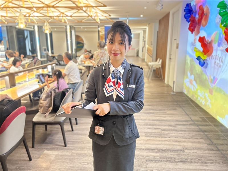 東方宇逸貴賓室主任苗淑娜長期負責現場接待與團隊督導，以第一線服務表現獲 Priority Pass 評審團肯定。（圖／飯店旅宿業者提供）
