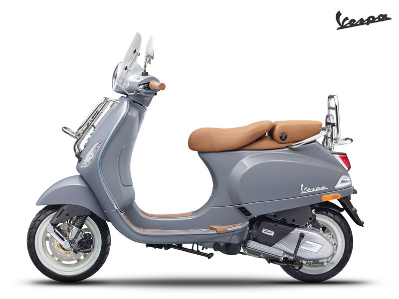 偉士牌LX 125 – “V”經典圓形頭燈搭配優雅車身線條。(圖/翻攝Vespa網站)