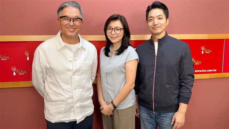 王偉忠幽默「請你都不來」　蔣萬安這樣回