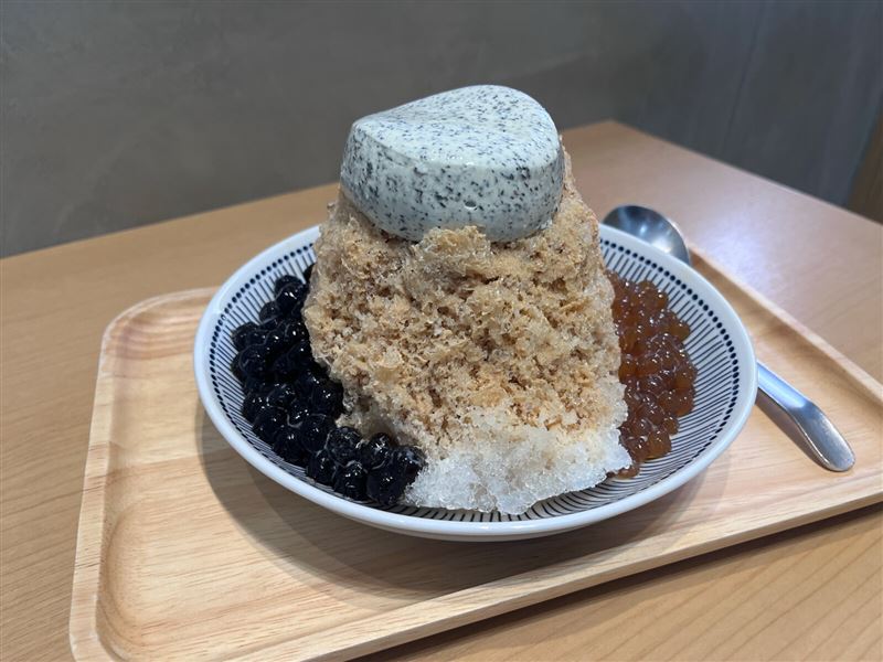 「春美冰菓室」以剉冰、杏仁豆腐及豆花等台灣傳統甜點為特色。(圖/福岡機場官網)