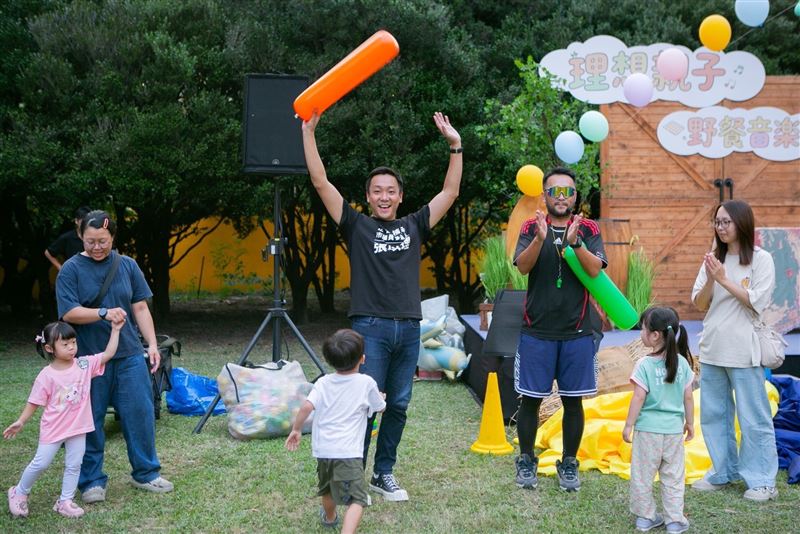 張以理打造非典型選戰,舉辦「親子野餐派對」輕鬆暢談育兒理想藍圖!