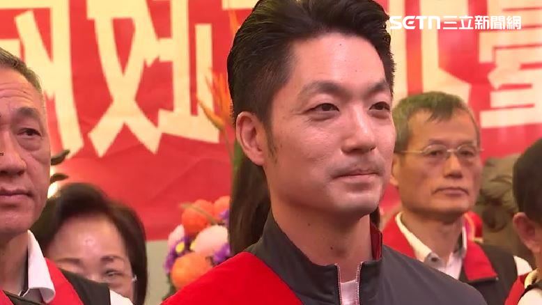蔣萬安自稱老實　黃創夏：激長輩疼孫心態