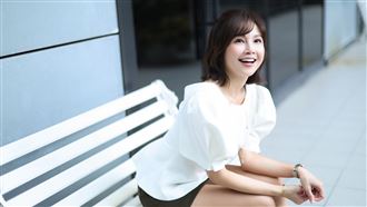 獨／鍾欣怡宣布移居美國一年　驚人花費曝