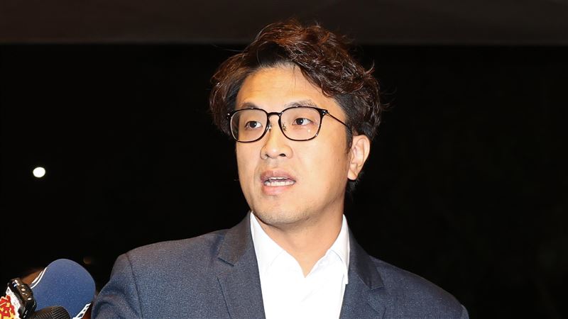 統派轟藍營　批「老藍男」讓洋流弄假成真