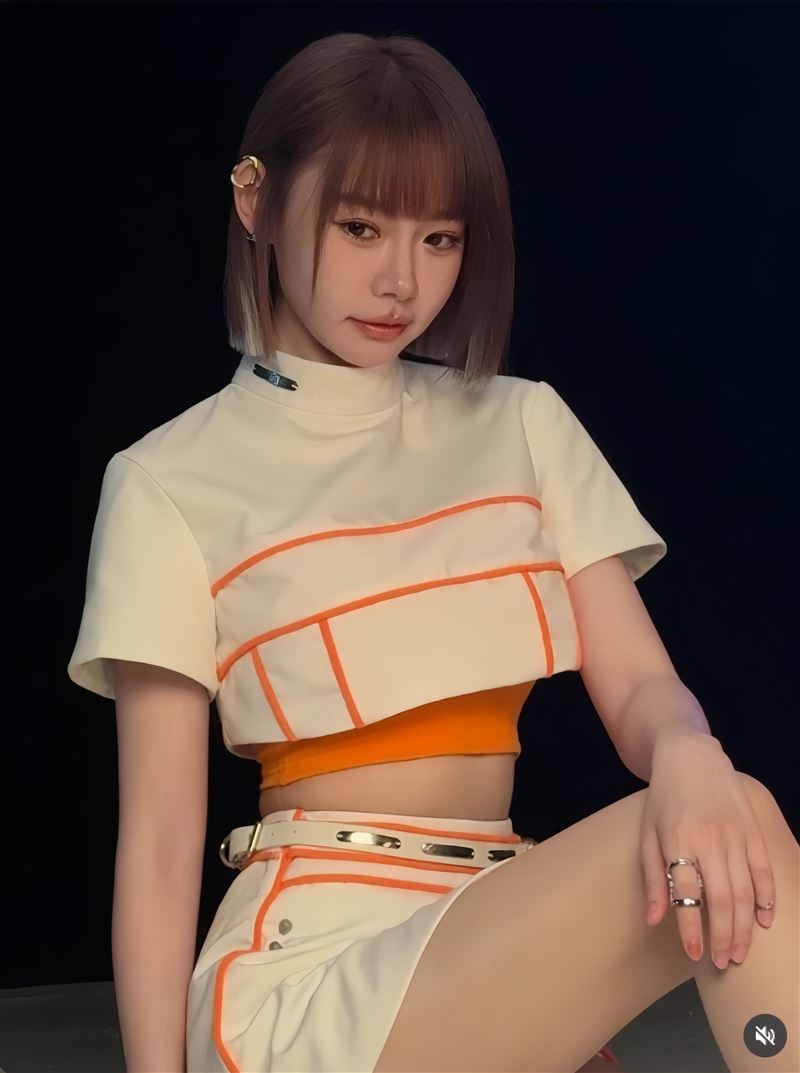 林明禎自爆在電梯遇上超尷尬狀態。（圖／翻攝自IG @minchen333）