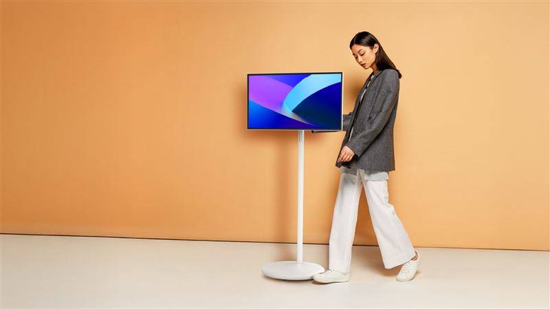 Warpple JJ5 27型AI閨蜜機。(圖/品牌業者提供)