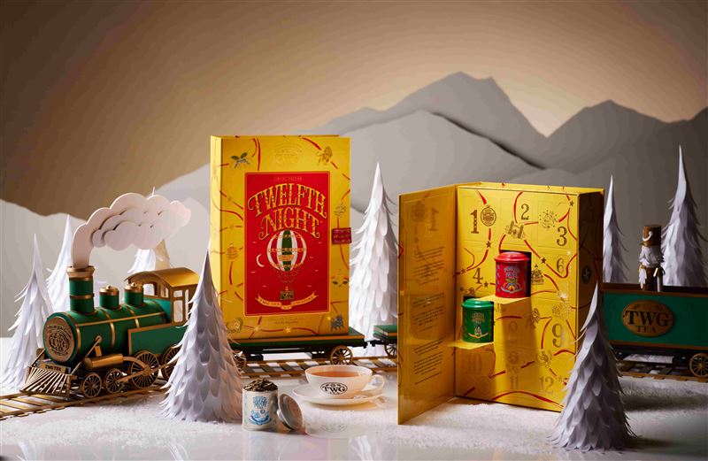 TWG Tea 聖誕十二頁日曆禮盒,單盒内含12款迷你茶罐售價為新台幣3,500元。(圖/品牌業者提供)