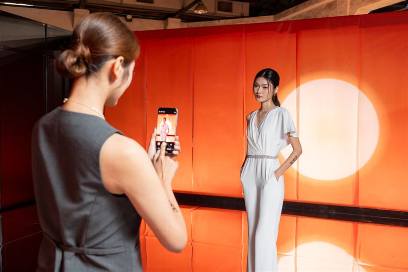 OPPO Find X10 系列將帶給影像愛好者們哈蘇原真影像與眼見實感的全新體驗
