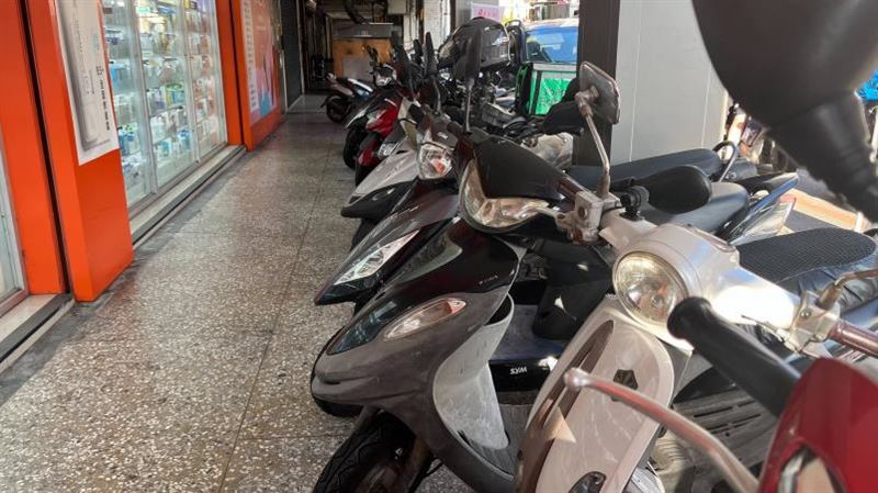 機車立中柱「巧勁是什麼」？老司機揭關鍵