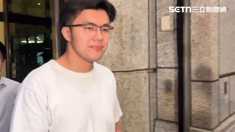 佀廣洋遭搜索原因曝光！晚間12萬元交保