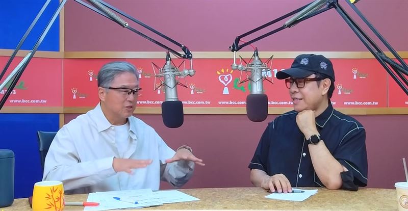 蔡康永坦言自己很早就意識到身分認同。（圖／翻攝自YouTube中廣流行網 i like radio）