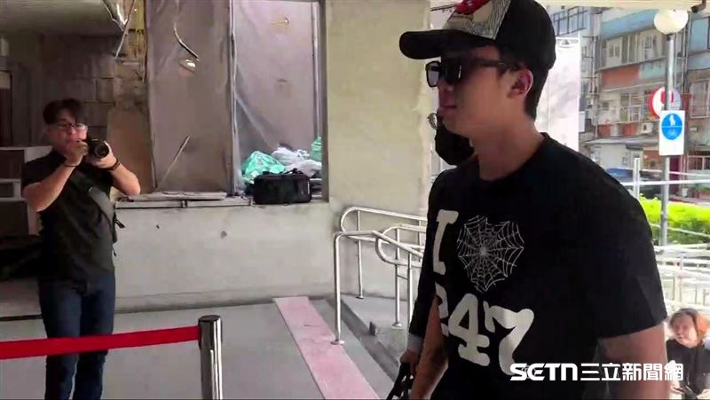 孫安佐現身士林地院　法官今勘驗火槍影片