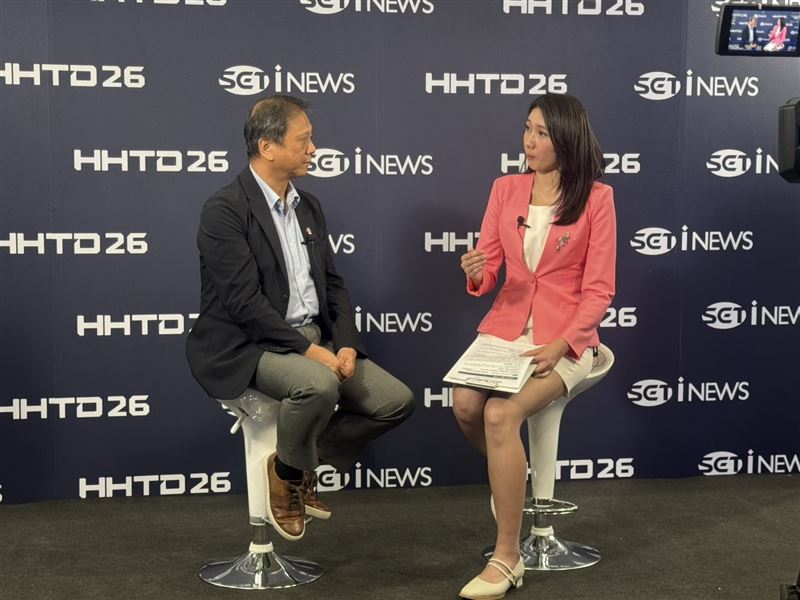 《三立財經iNEWS》是2026年鴻海科技日全台唯一官方合作電視台，今起兩天在南港展覽館全天候現場直播。（圖／記者師瑞德攝影）