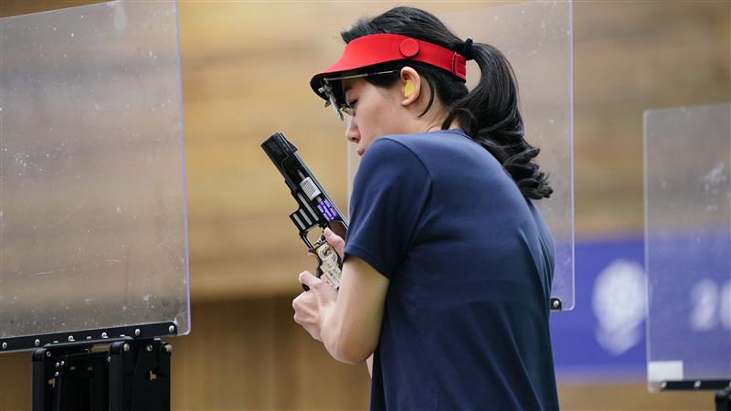 女子25公尺手槍台灣隊陳俞如銀牌。(圖/大專體總提供)