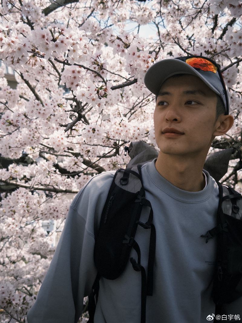31歲大陸男演員白宇帆曾演出《山海情》、《開端》等知名陸劇。（圖／翻攝自微博）